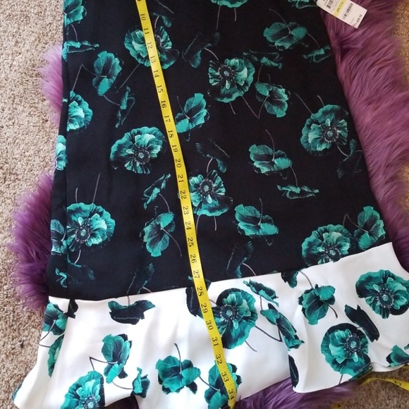 NWT- Alfani green lucid poppy dress- size 4P - Picture 7 of 7